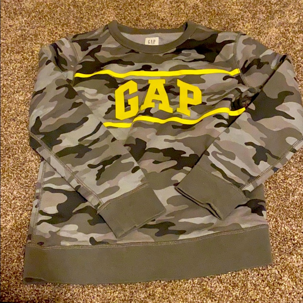 Boys large GAP camo pullover